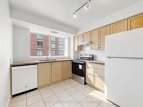 Photo 13 at 1110 - 2 Clairtrell Road, Willowdale East, Toronto