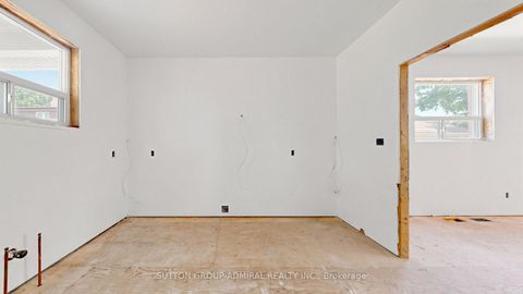 Photo 24 at 62 Rosemeade Avenue, Queensway, Toronto