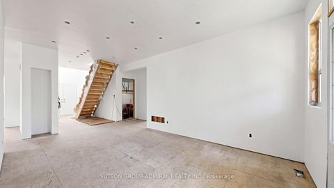 Photo 29 at 62 Rosemeade Avenue, Queensway, Toronto