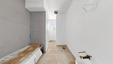 Photo 33 at 62 Rosemeade Avenue, Queensway, Toronto
