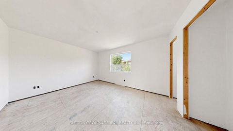 Photo 34 at 62 Rosemeade Avenue, Queensway, Toronto