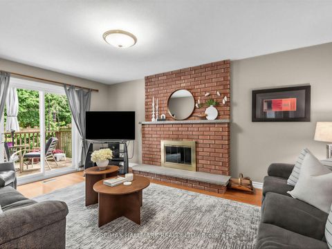 Photo 15 at 185 Aurora Heights Drive, Aurora Heights, Aurora