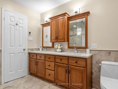 Photo 22 at 185 Aurora Heights Drive, Aurora Heights, Aurora