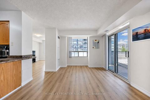 Photo 5 at 310 - 18 Spring Garden Avenue, Willowdale East, Toronto