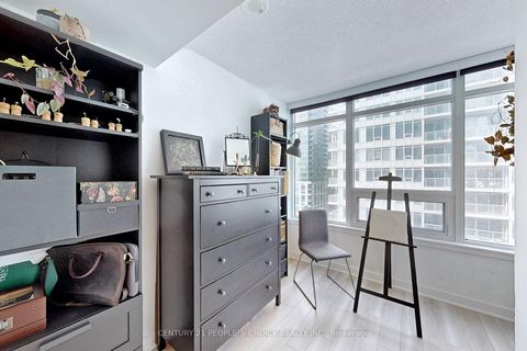Photo 18 at 1006 - 17 Bathurst Street N, Waterfront Communities C1, Toronto