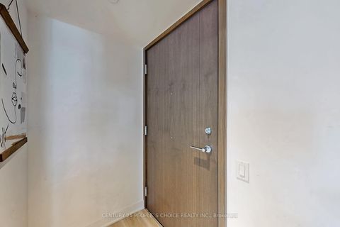 Photo 22 at 1006 - 17 Bathurst Street N, Waterfront Communities C1, Toronto
