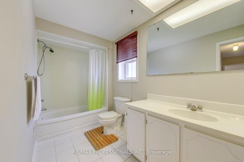 Photo 17 at 256 Wellesworth Drive, West Deane, Toronto