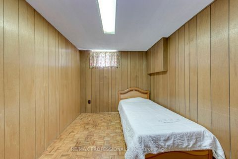 Photo 22 at 256 Wellesworth Drive, West Deane, Toronto