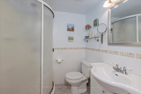 Photo 18 at 2 Corbett Crescent, Aurora Highlands, Aurora