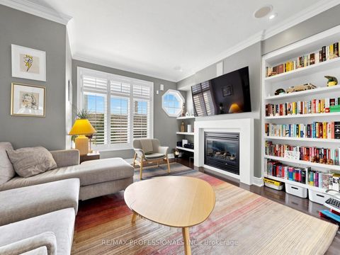 Photo 2 at C - 839 Oxford Street, Mimico, Toronto