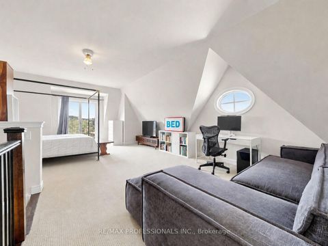 Photo 10 at C - 839 Oxford Street, Mimico, Toronto