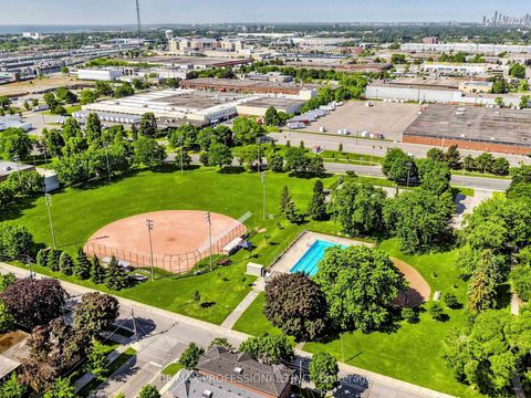 Photo 30 at C - 839 Oxford Street, Mimico, Toronto