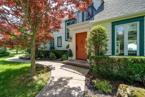 Photo 5 at 220 Greyabbey Trail, Guildwood, Toronto