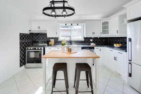 Photo 11 at 175 Earlsdale Avenue, Oakwood Village, Toronto