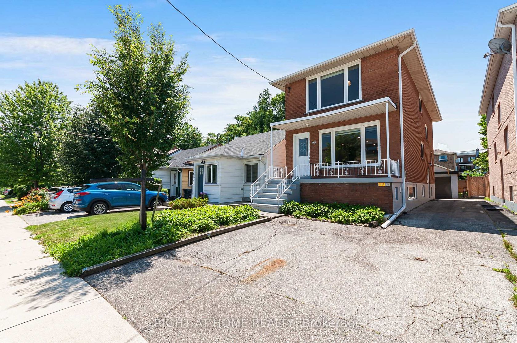 128 Twenty Second Street, Long Branch, Toronto 