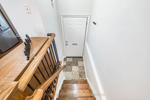 Photo 4 at 1 - 265 Van Dusen Boulevard, City Centre West, Toronto