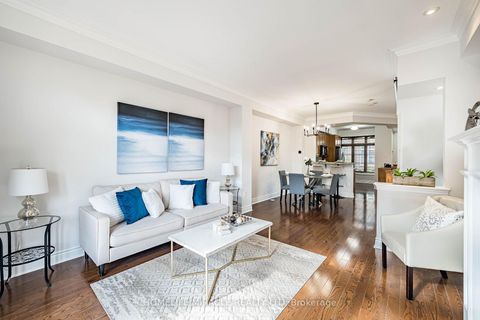 Photo 13 at 1 - 265 Van Dusen Boulevard, City Centre West, Toronto