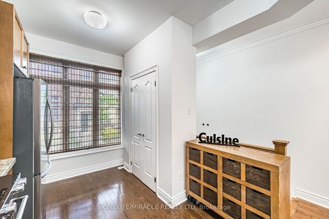 Photo 19 at 1 - 265 Van Dusen Boulevard, City Centre West, Toronto