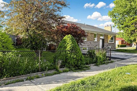 Photo 1 at 48 Kecala Road, Dorset Park, Toronto