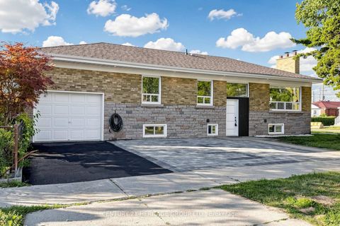 Photo 2 at 48 Kecala Road, Dorset Park, Toronto