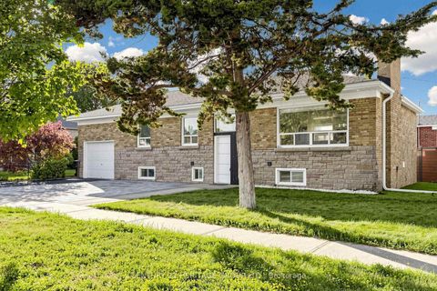 Photo 3 at 48 Kecala Road, Dorset Park, Toronto
