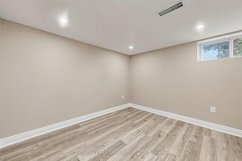 Photo 35 at 48 Kecala Road, Dorset Park, Toronto