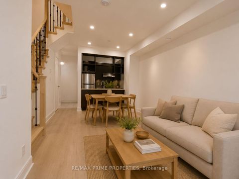 Photo 4 at Th69 - 315 Village Green Square, Malvern West, Toronto