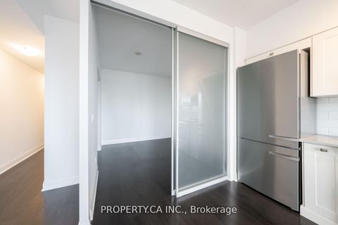 Photo 7 at 601 - 160 Vanderhoof Avenue, Thorncliffe Park, Toronto