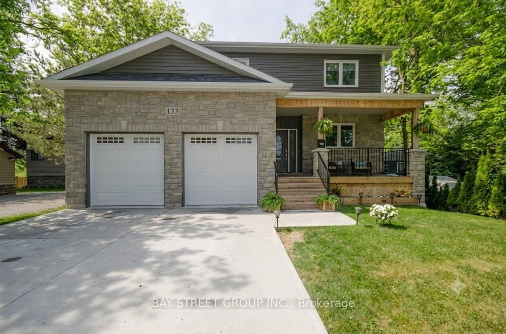 133 Riveredge Drive, Keswick North, Georgina photo number 2