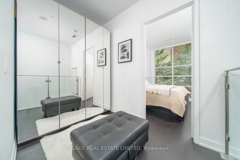 Photo 11 at 118 - 1030 King Street W, Niagara, Toronto