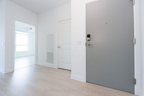 Photo 1 at 428 - 50 Upper Mall Way, Brownridge, Vaughan