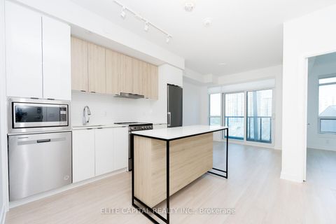 Photo 2 at 428 - 50 Upper Mall Way, Brownridge, Vaughan