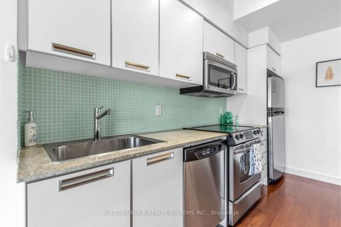 Photo 10 at 1406 - 33 Charles Street E, Yonge Corridor, Toronto
