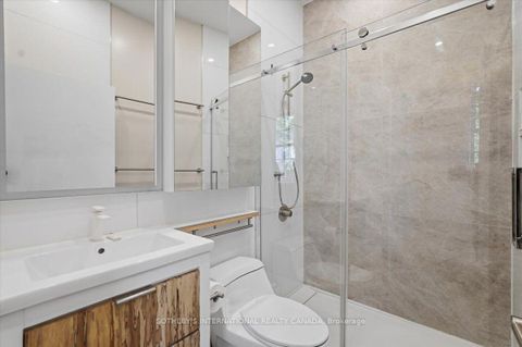 Photo 7 at 33 Rose Avenue, South St. James Town, Toronto