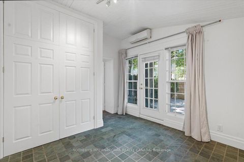 Photo 9 at 33 Rose Avenue, South St. James Town, Toronto
