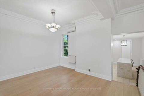 Photo 13 at 33 Rose Avenue, South St. James Town, Toronto