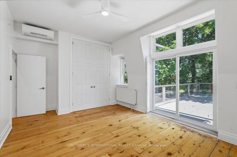 Photo 22 at 33 Rose Avenue, South St. James Town, Toronto