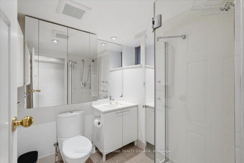 Photo 30 at 33 Rose Avenue, South St. James Town, Toronto