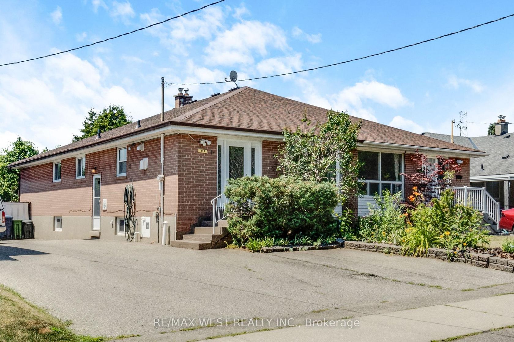 246 Verobeach Boulevard, Humbermede, Toronto 
