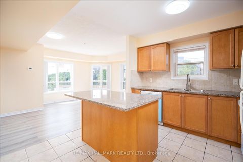 Photo 5 at 117 - 10 Mendelssohn Street, Birchmount, Toronto