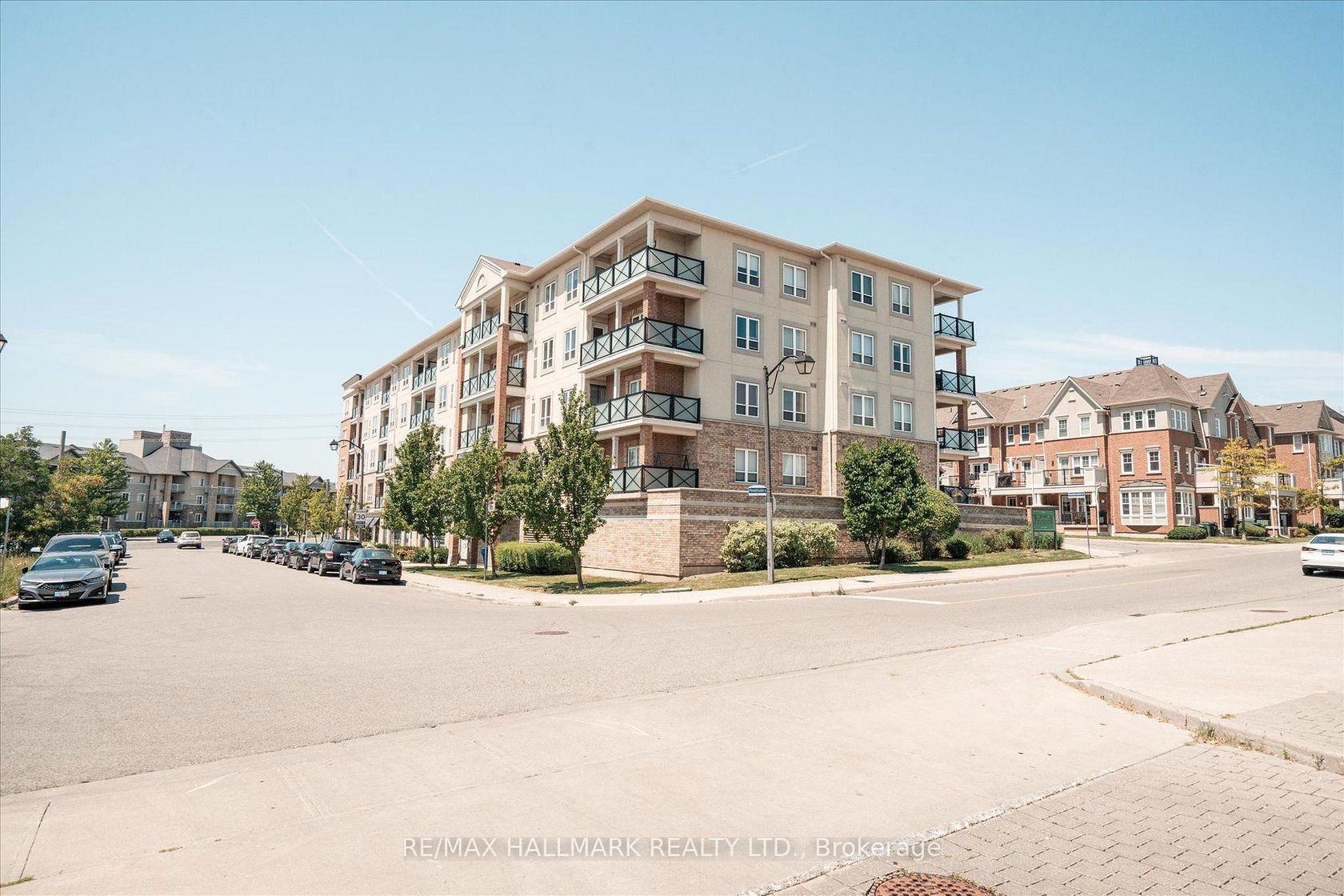 117 - 10 Mendelssohn Street, Birchmount, Toronto 