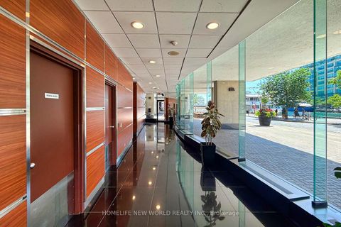 Photo 34 at 1602 - 77 Harbour Square, Waterfront Communities C1, Toronto