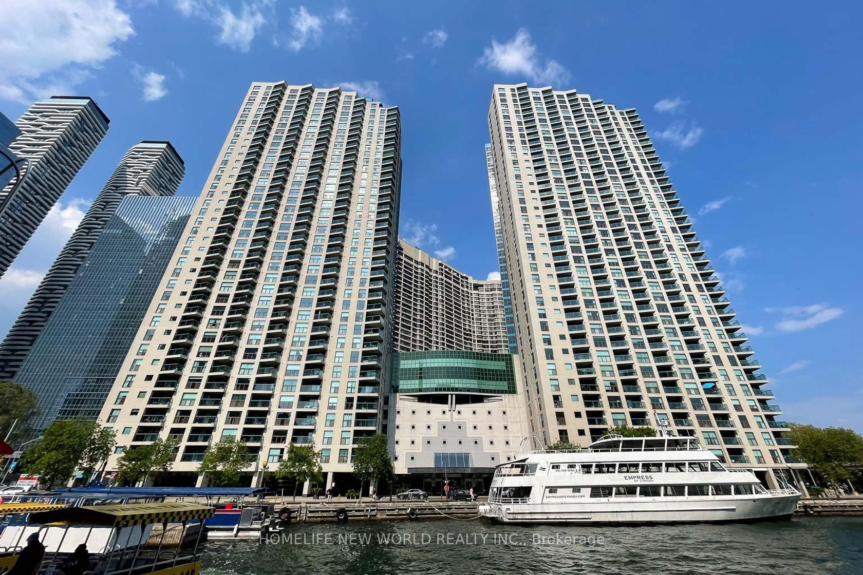 1602 - 77 Harbour Square, Waterfront Communities C1, Toronto 