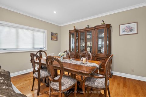 Photo 8 at 378 Rustic Road, Maple Leaf, Toronto