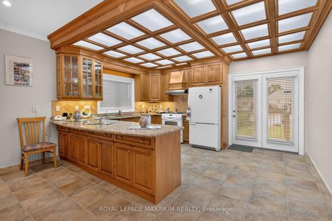 Photo 14 at 378 Rustic Road, Maple Leaf, Toronto