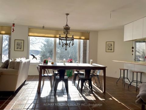 Photo 9 at 225 Lakeland Crescent, Oak Ridges Lake Wilcox, Richmond Hill