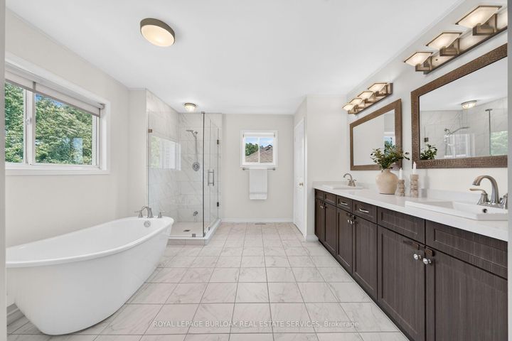 Photo 30 at 2203 Turnberry Road, Rose, Burlington