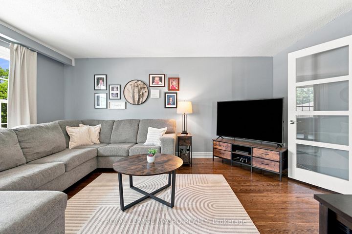 Photo 7 at 554 Chamberlain Road, Appleby, Burlington