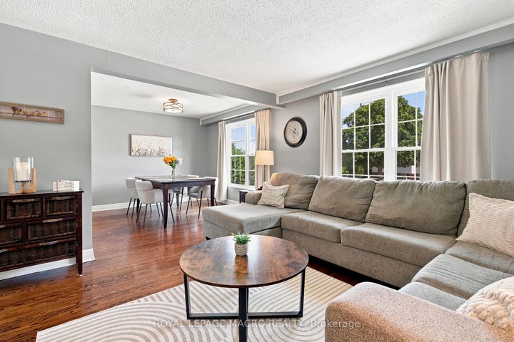 Photo 8 at 554 Chamberlain Road, Appleby, Burlington