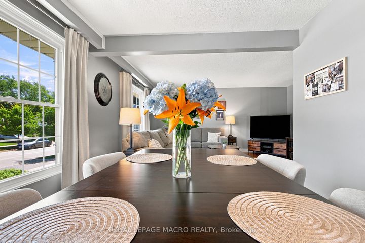 Photo 10 at 554 Chamberlain Road, Appleby, Burlington